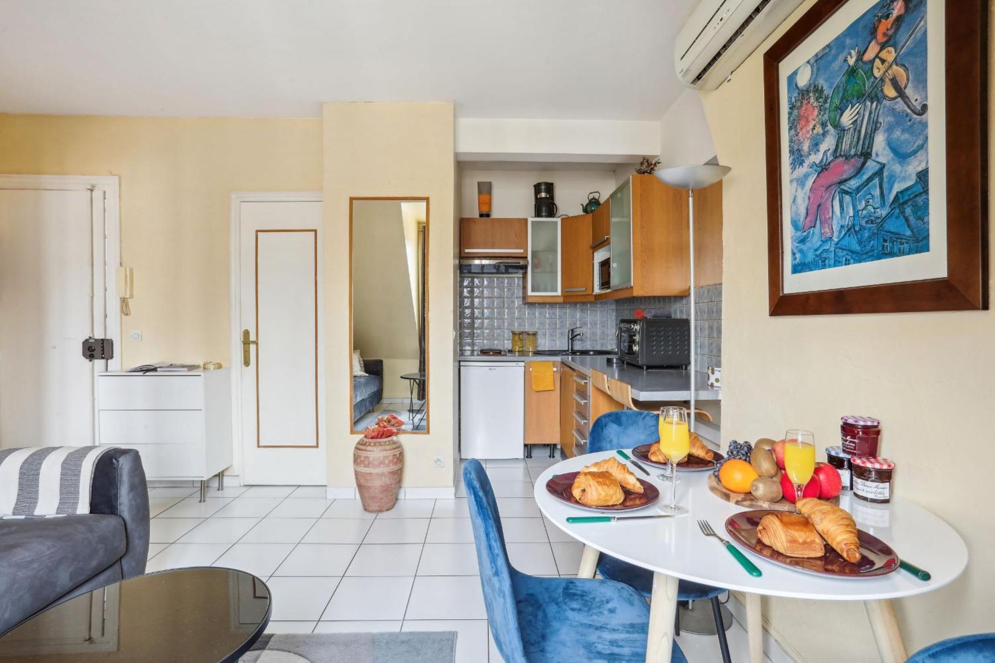 Eiffel Tower & Faubourg - 1Br - Cityapartmentstay Paris Luaran gambar